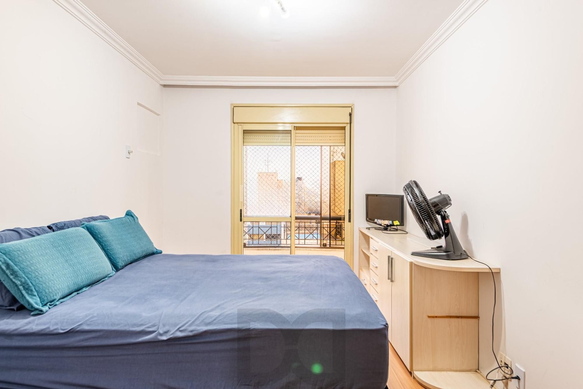Apartamento com 3 quartos, no bairro Menino Deus — foto 20