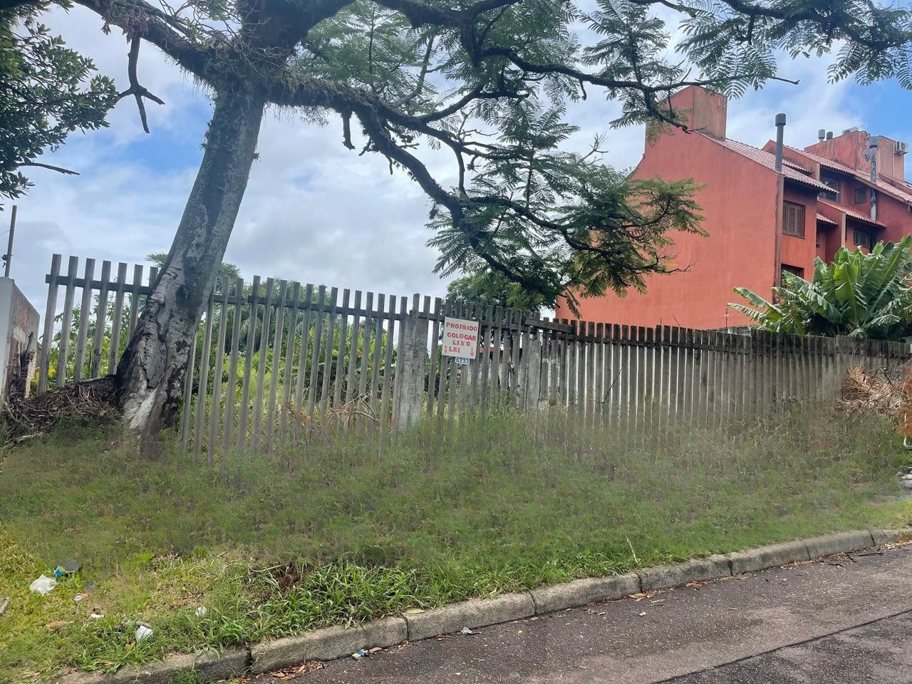 Terreno no bairro Cristal com aproximadamente 1352m² de área!! — foto 1