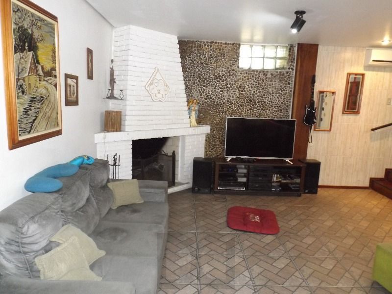 Casa para Venda - 250m², 3 dormitórios, sendo 3 suites, 7 vagas - Medianeira — foto 20