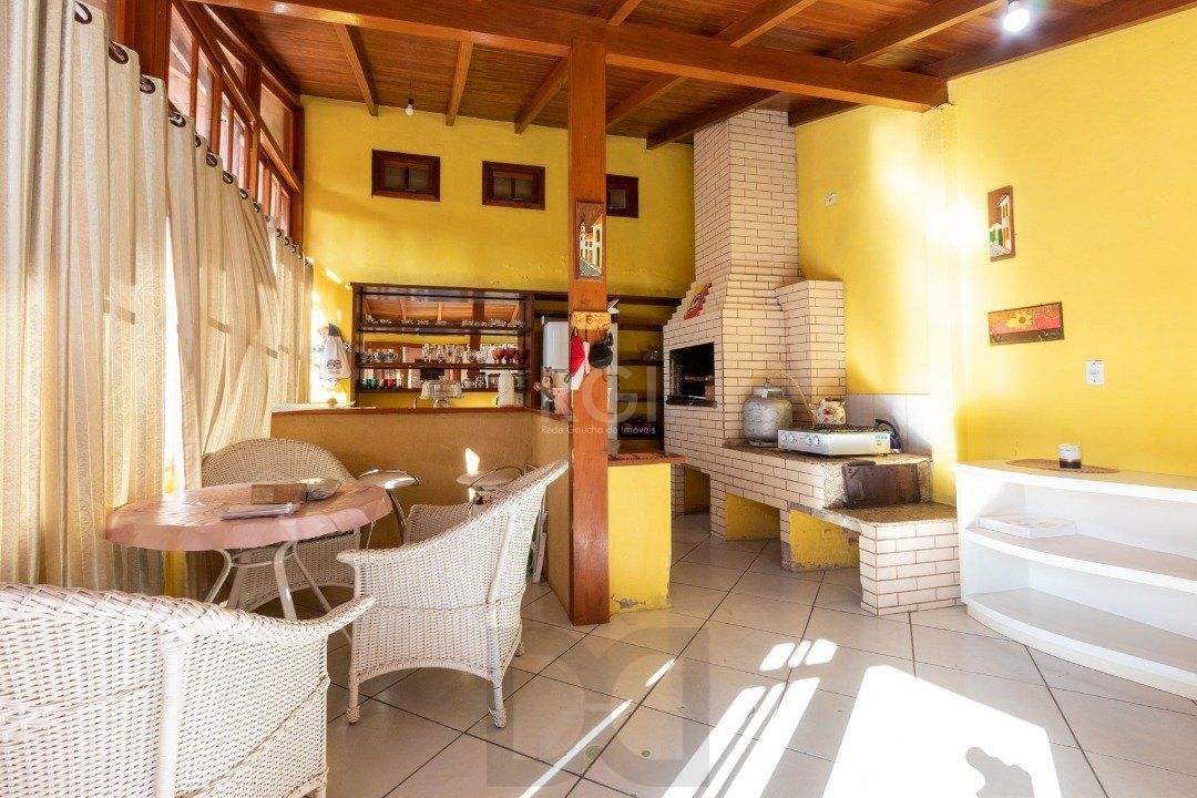 Casa para Venda - 240m², 6 dormitórios, sendo 3 suites, 2 vagas - Glória — foto 16