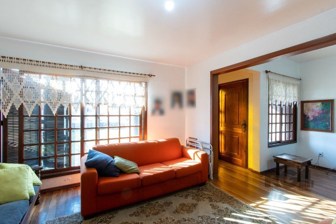 Casa para Venda - 300m², 3 dormitórios, sendo 1 suites, 4 vagas - Tristeza — foto 10