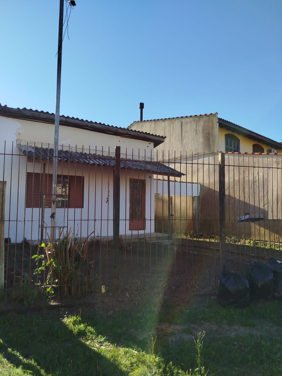CASA TERREA COM 1 DORMITÓRIO, BAIRRO GUARUJA — foto 6