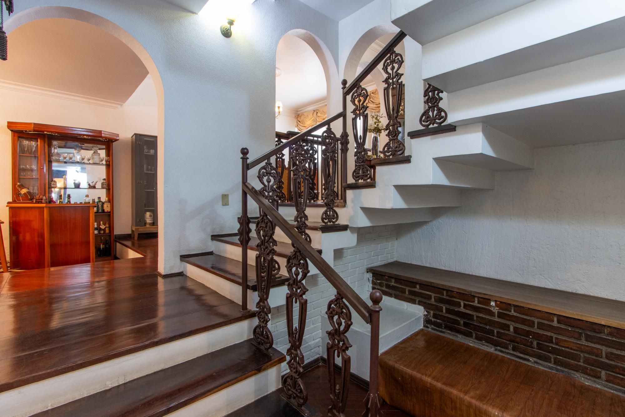 Casa para Venda - 485m², 4 dormitórios, sendo 1 suites, 3 vagas - Cristal — foto 9