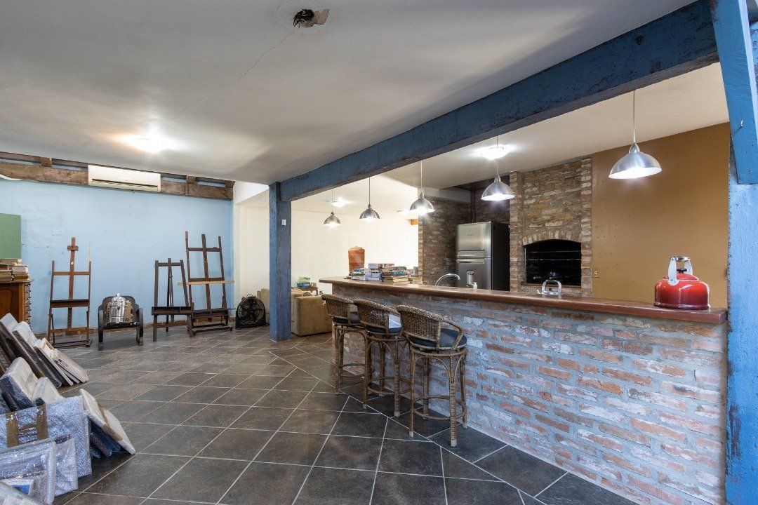 Casa para Venda - 244m², 3 dormitórios, sendo 1 suites, 2 vagas - Guarujá — foto 9