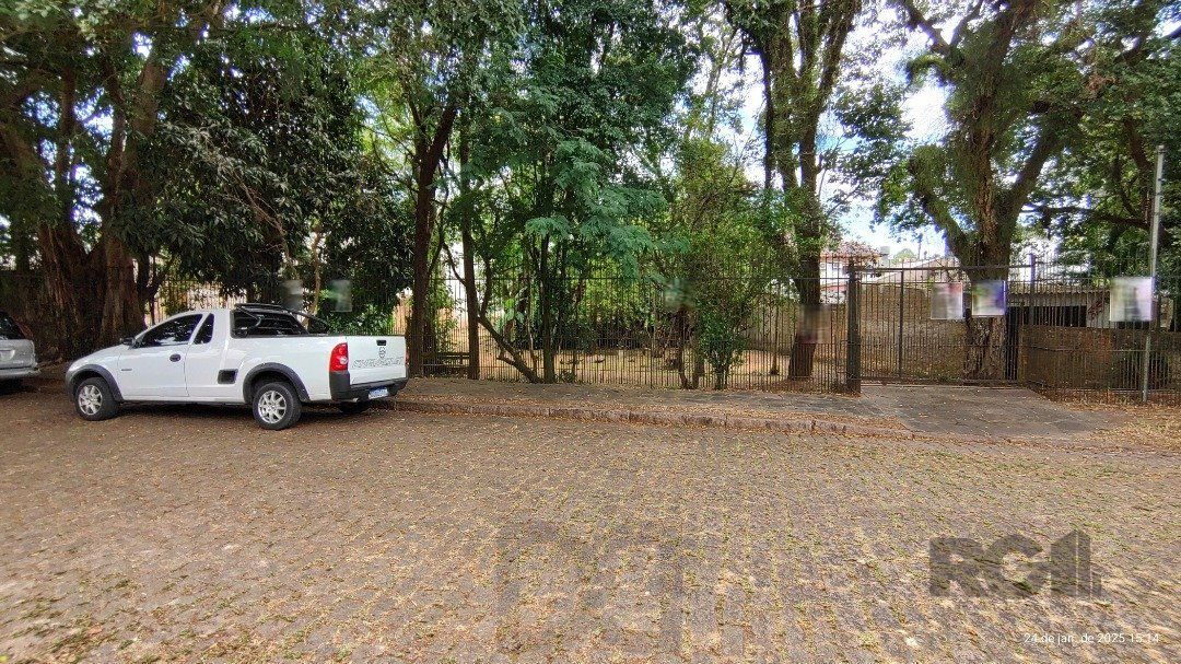 Terreno plano com 24,90m de frente, localizado no bairro Serraria. — foto 4