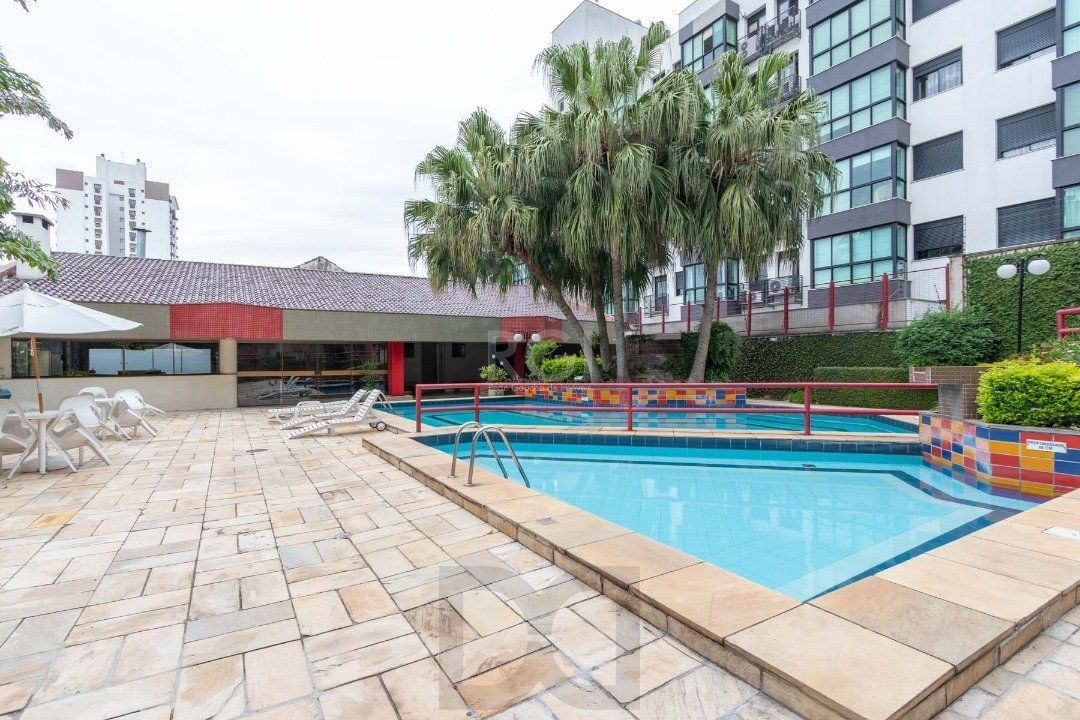 Cobertura para Venda - 302m², 4 dormitórios, sendo 1 suites, 3 vagas - Menino Deus — foto 53
