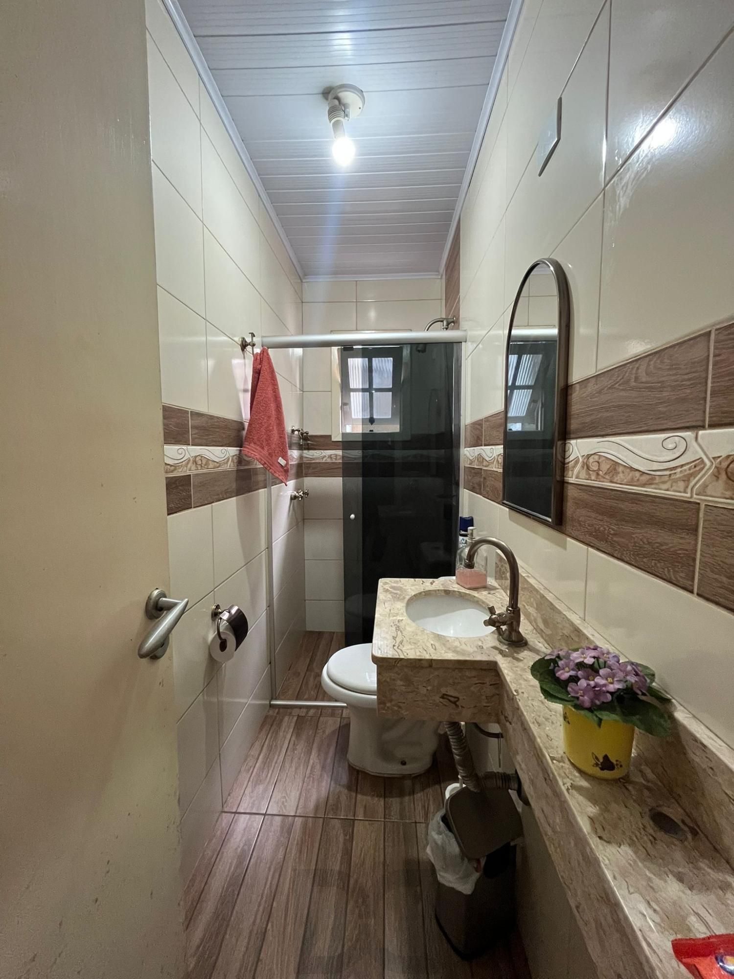 Duas casas no mesmo terreno – conforto, espaço e excelente localização! — foto 15