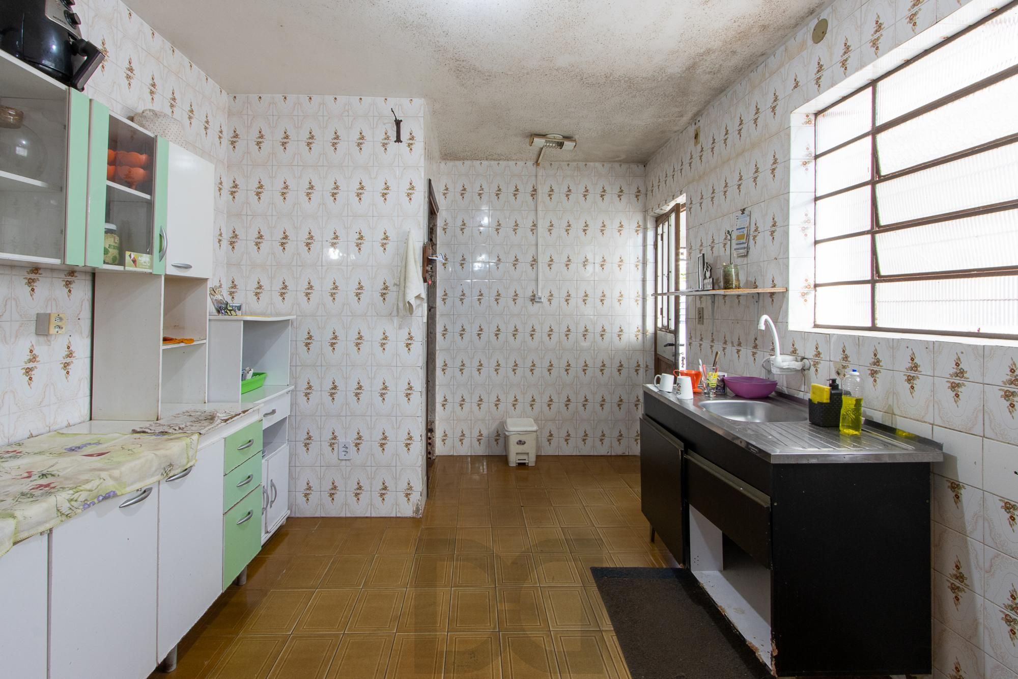 Casa de 3 dormitórios, 1 suíte e 2 vagas no bairro Vila Conceição. — foto 8