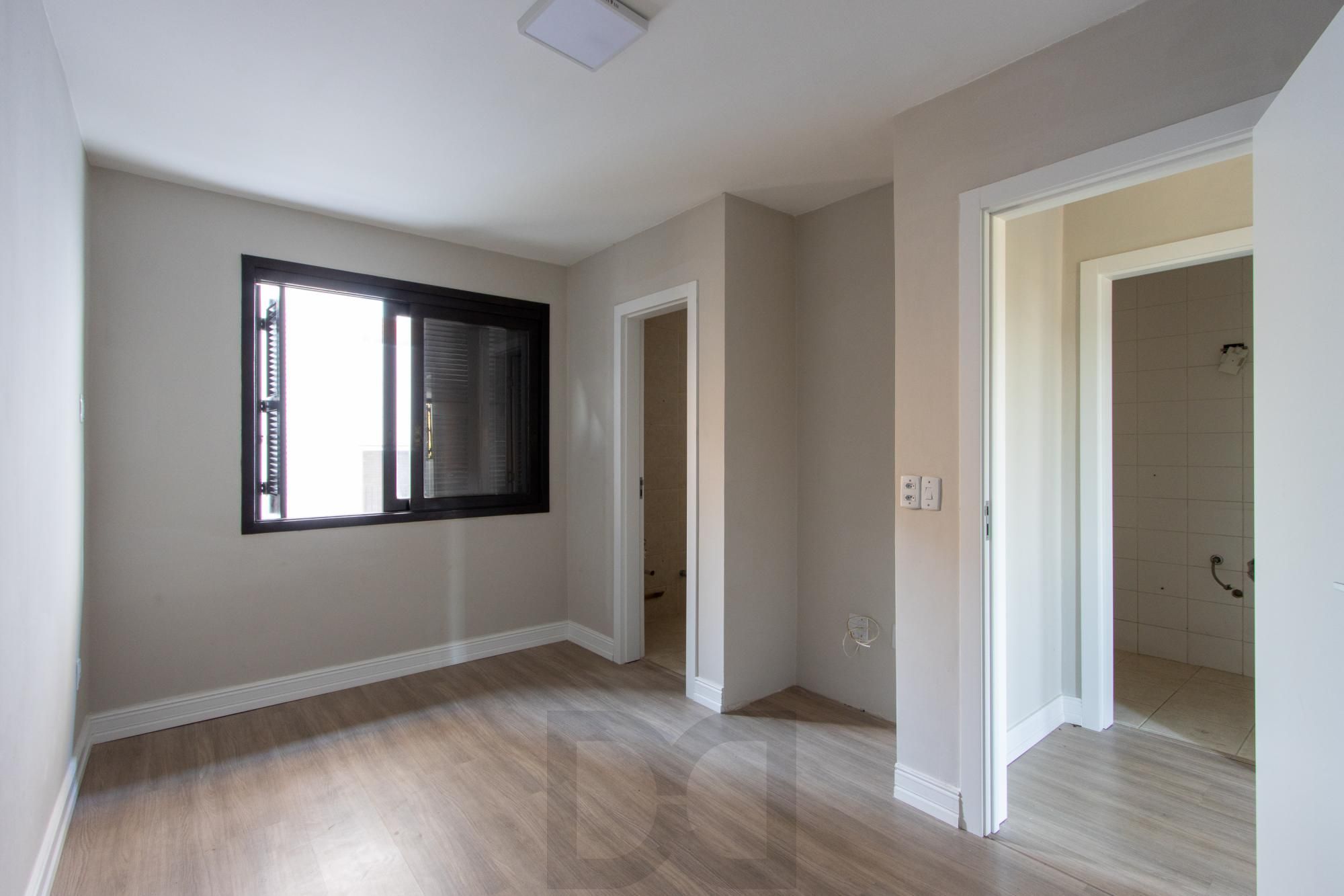 Casa 3 dormitórios, sendo 1 suíte, 2 vagas de garragem - bairro Ipanema — foto 33