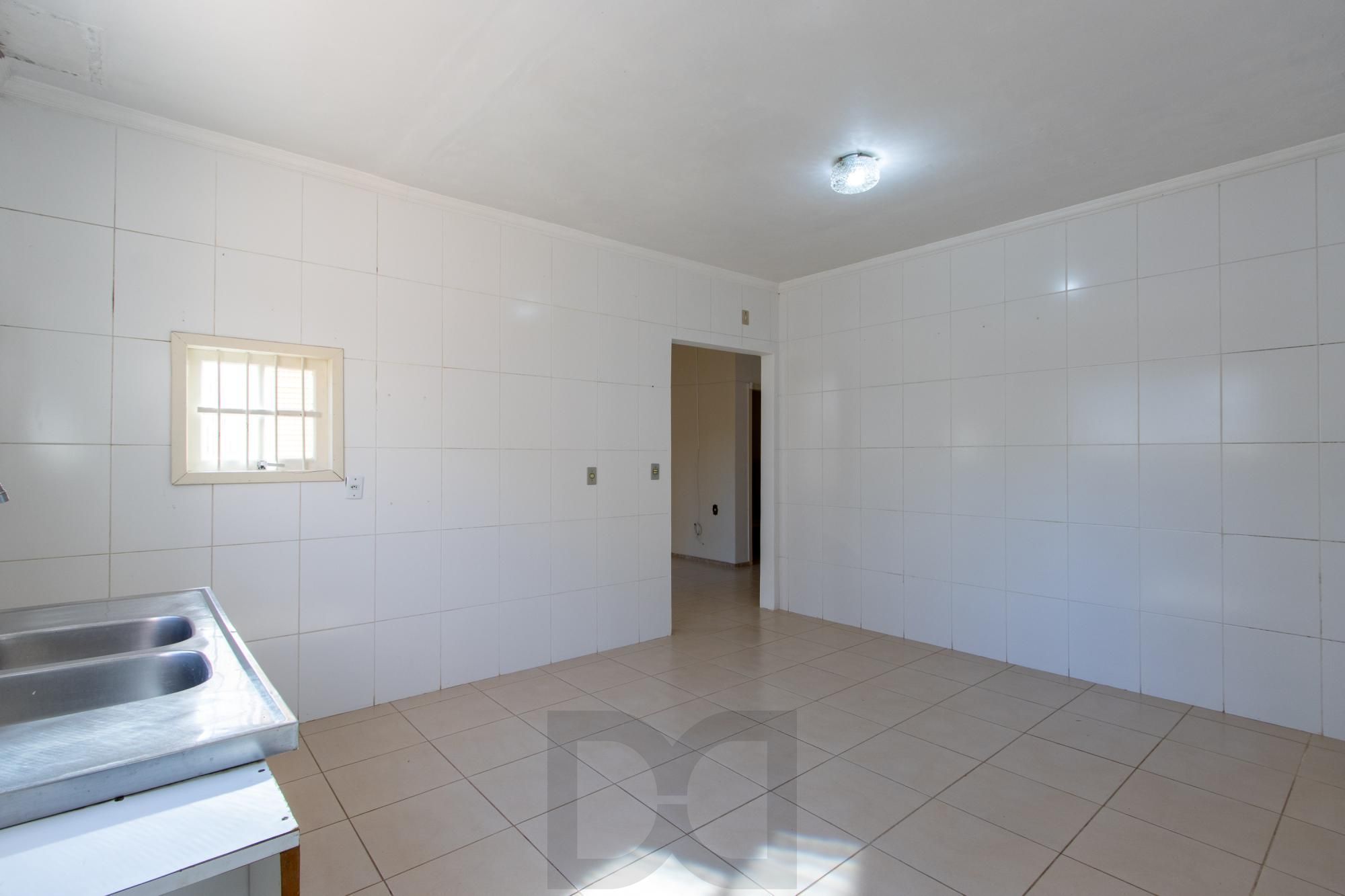 Casa para Venda - 231.72m², 4 dormitórios, sendo 1 suites, 3 vagas - Tristeza — foto 19