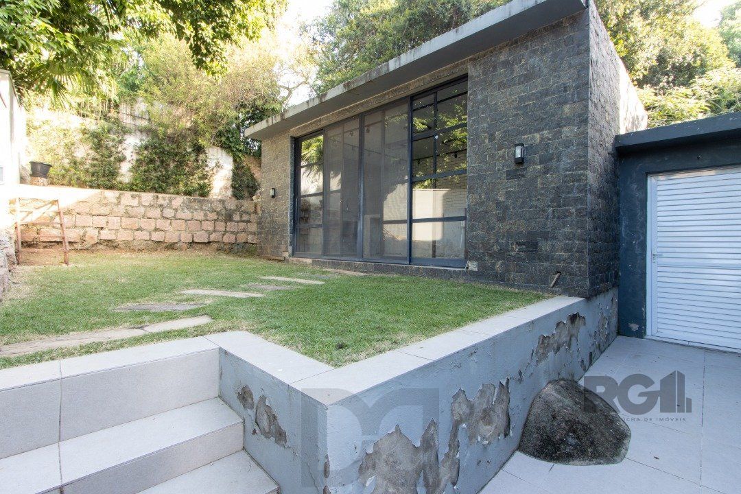 Espetacular 2 Casa Residencial de 5 Quartos e Piscina em Porto Alegre — foto 24