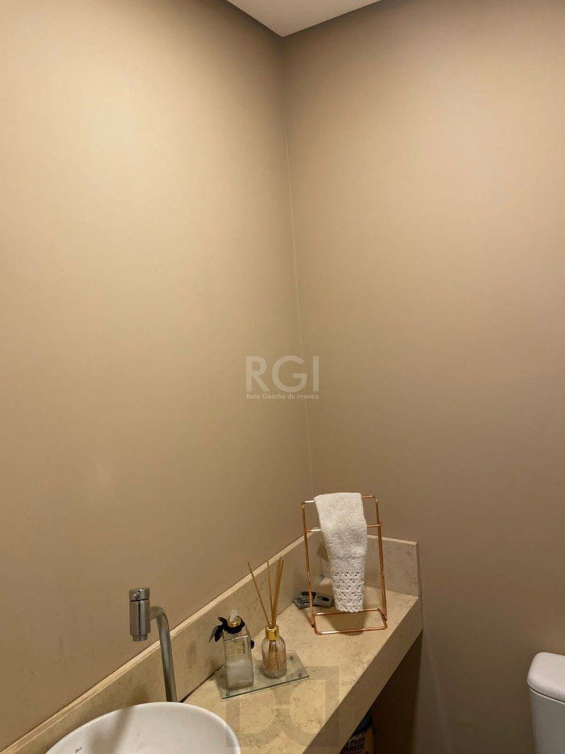 Sobrado para Venda - 132.69m², 2 dormitórios, sendo 1 suites, 1 vaga - Hípica — foto 4
