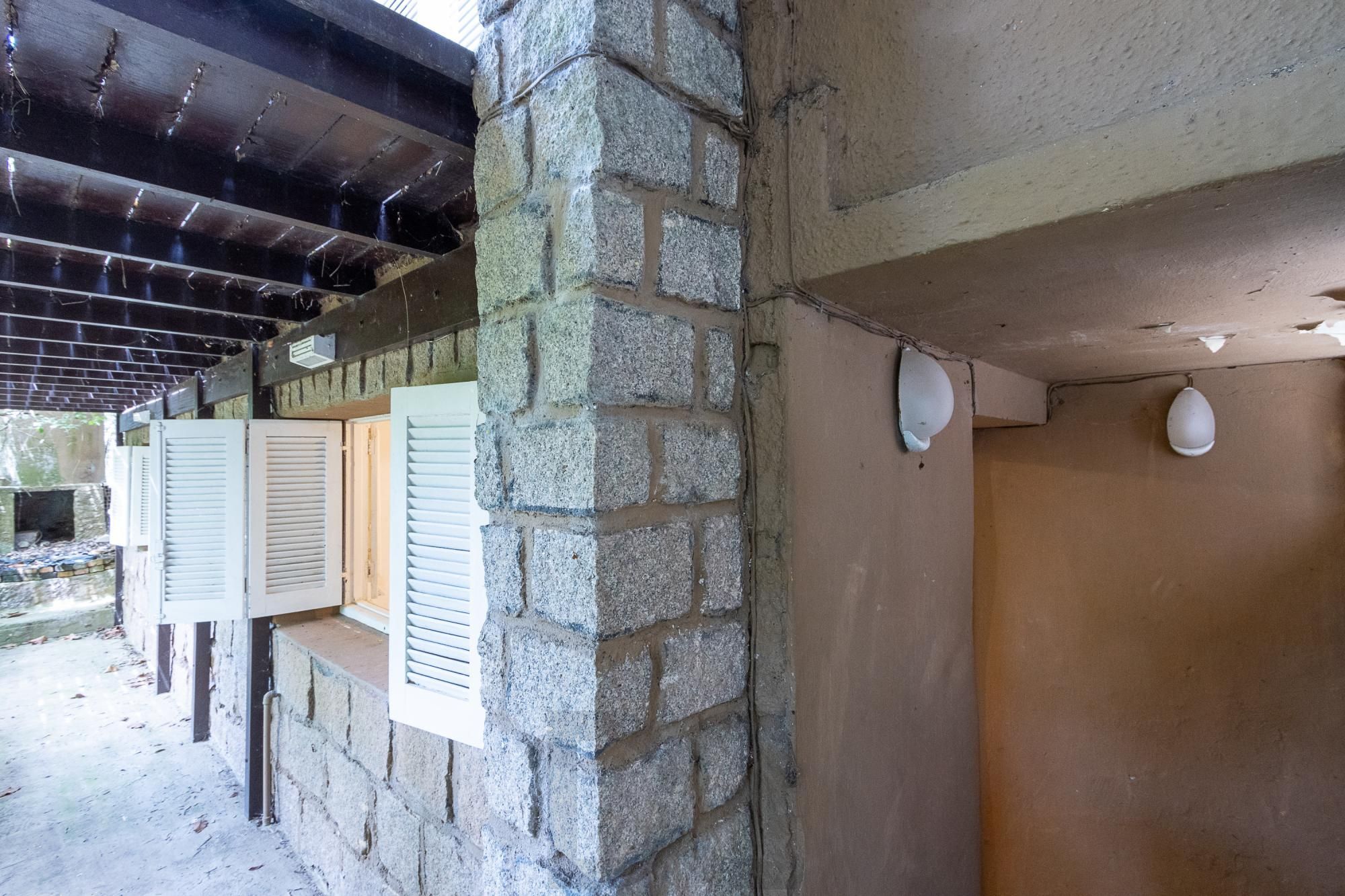 Bela casa térrea, 2 dormitórios e 1 suite - Parte alta do Bairro Espirito Santos — foto 35