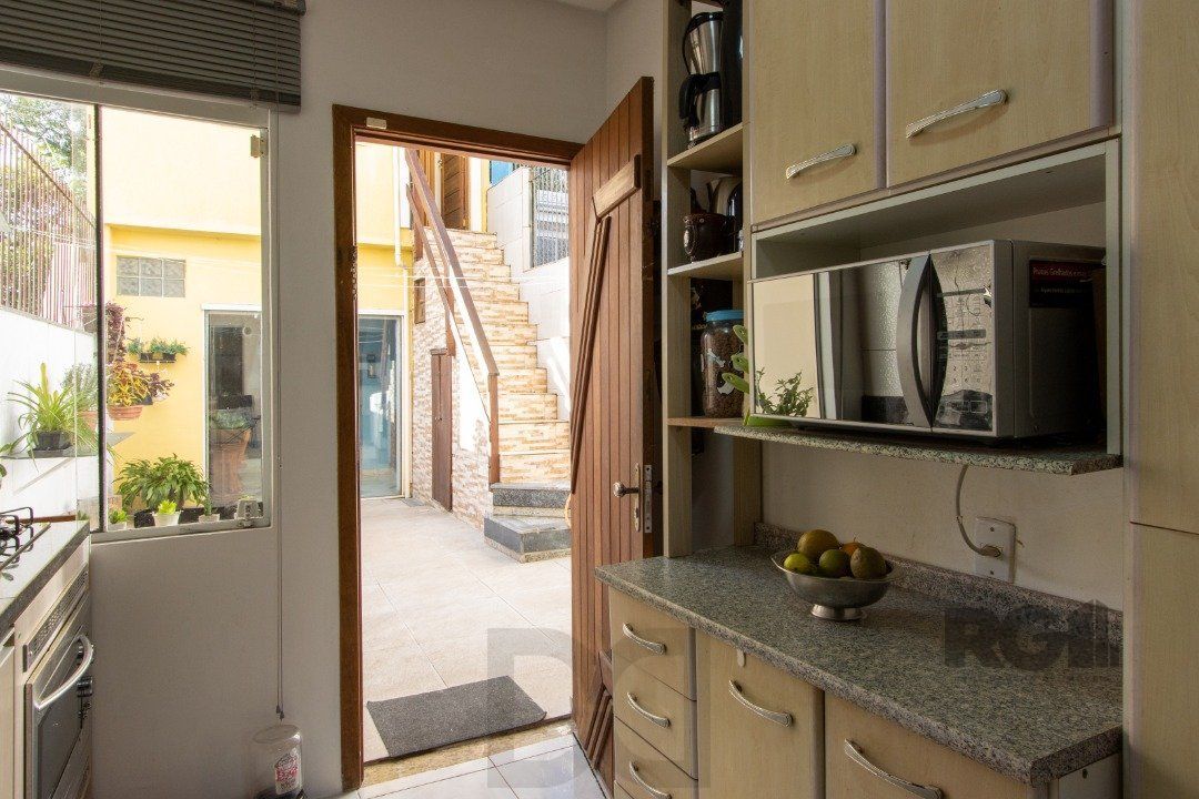 Casa para Venda - 204m², 3 quartos, 2 suites, 1 vaga - Caminhos do Sol - Guarujá — foto 11