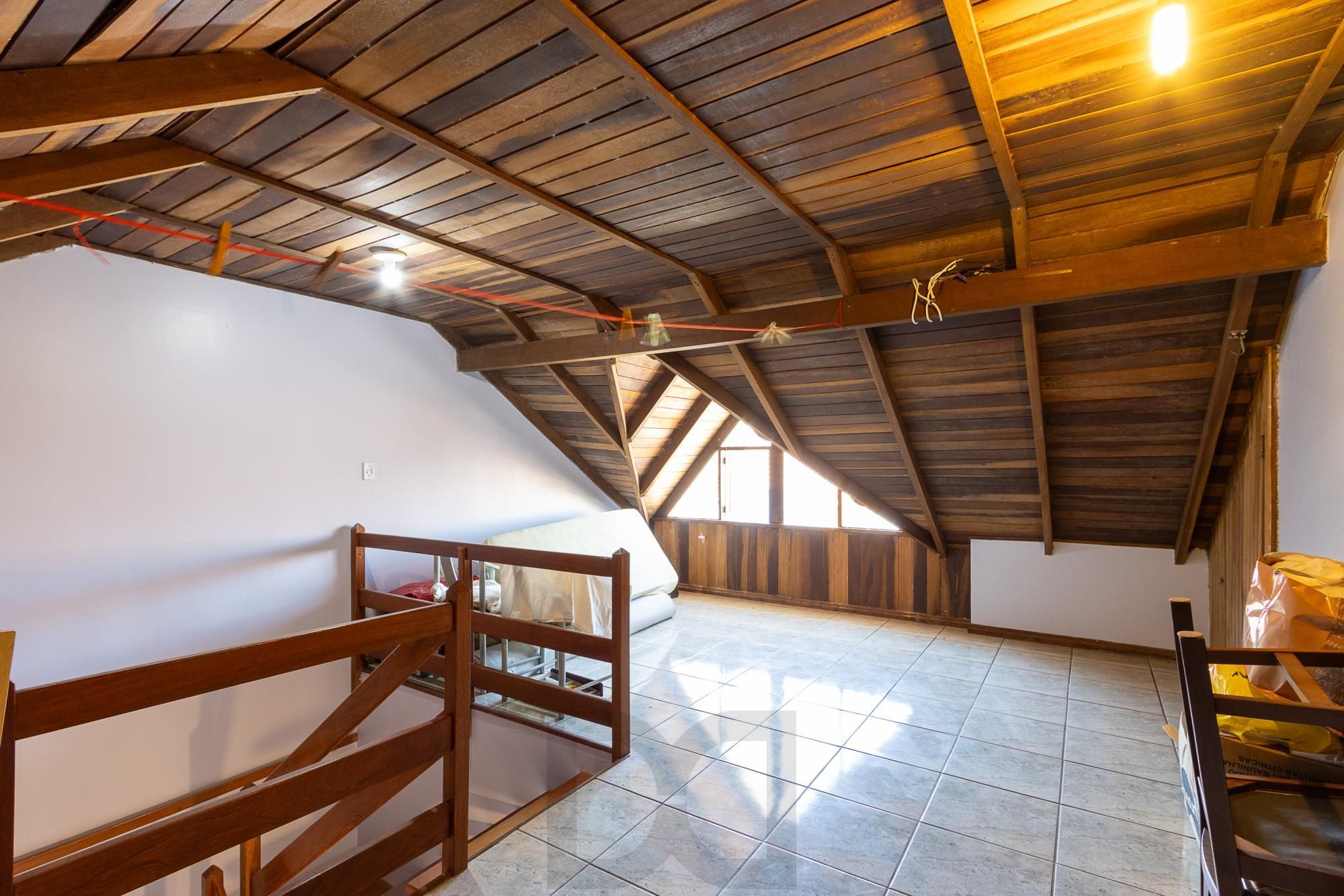 Casa de condomínio, de 3 dormitórios, 1 suíte e 2 vagas de garagem. — foto 36