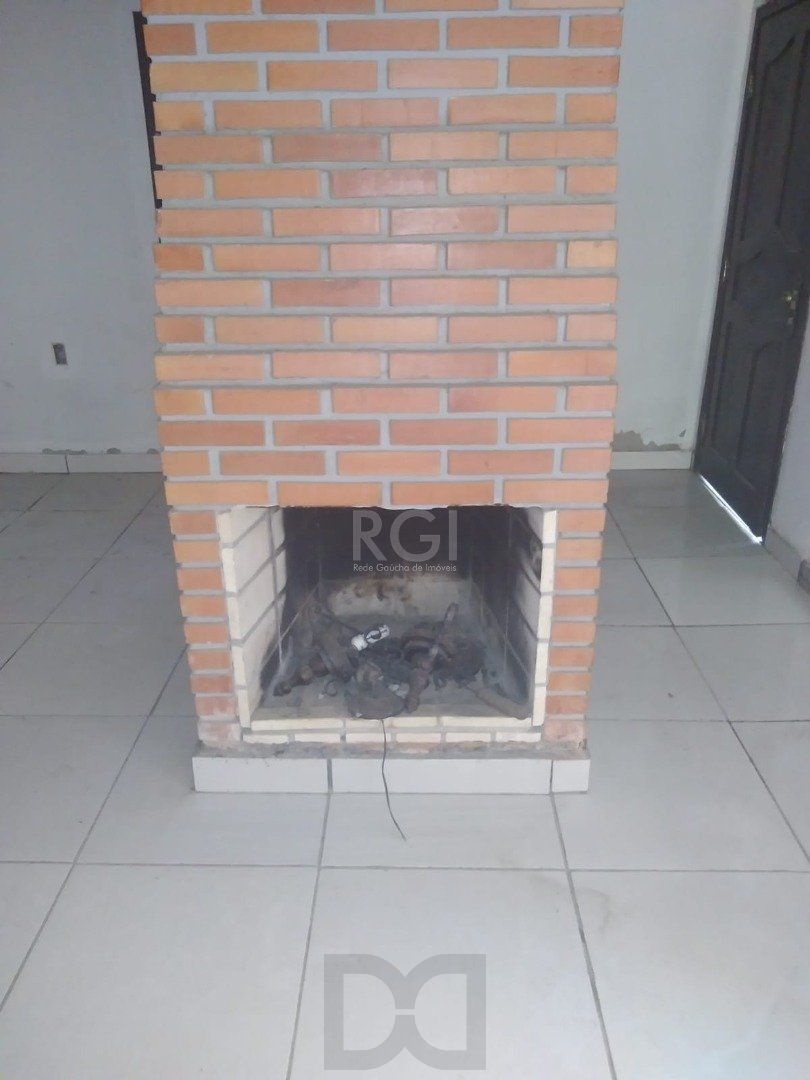 Casa para Venda com 2 dormitórios e 3 vagas no bairro Belém Novo — foto 5