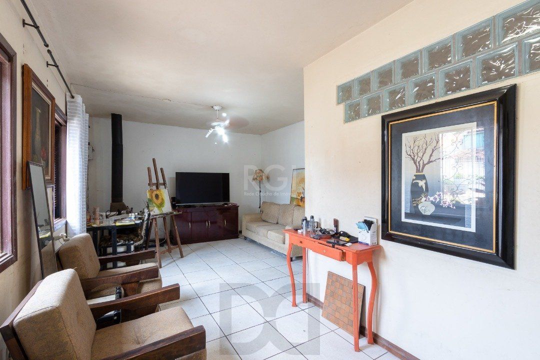 Casa para Venda - 149.99m², 6 dormitórios, sendo 2 suites, Nonoai — foto 5