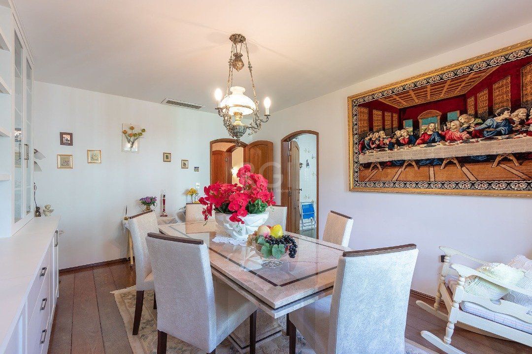 Casa para Venda - 725m², 4 dormitórios, sendo 1 suites, 4 vagas - Vila Assunção — foto 16