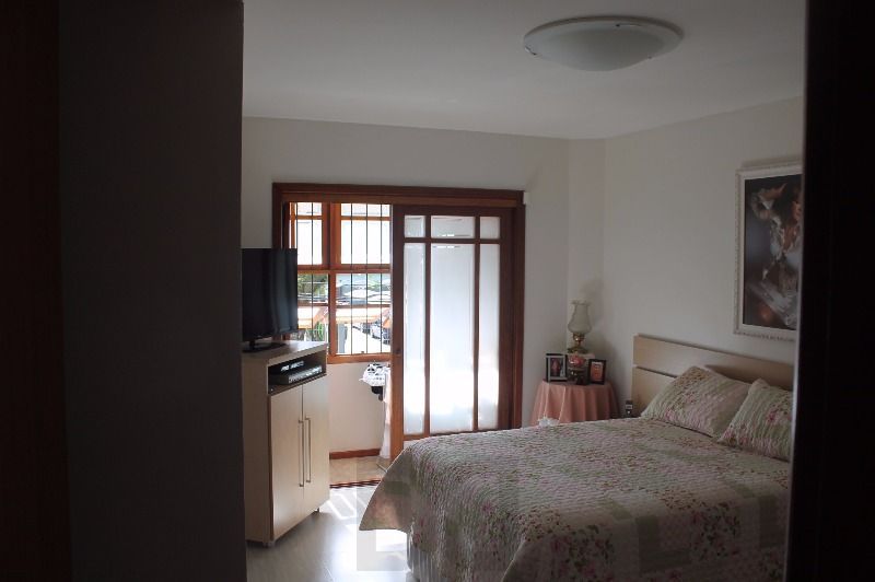 Casa para Venda - 290.67m², 4 dormitórios, sendo 1 suites, 4 vagas - Camaquã — foto 17