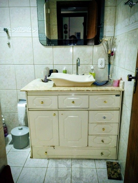 Apartamento de 1 dormitório, de frente, andar alto, elevador, vista para o Lago Guaíba. — foto 12