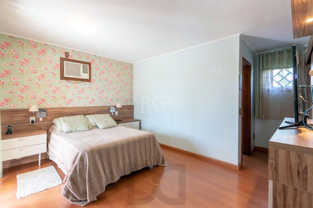 Casa para Venda - 451.63m², 5 dormitórios, sendo 1 suites, 4 vagas - Cristal — foto 35