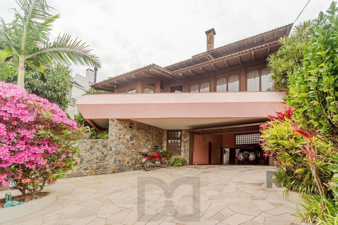 Casa para Venda - 646m², 4 dormitórios, sendo 2 suites, 4 vagas - Jardim Isabel — foto 1