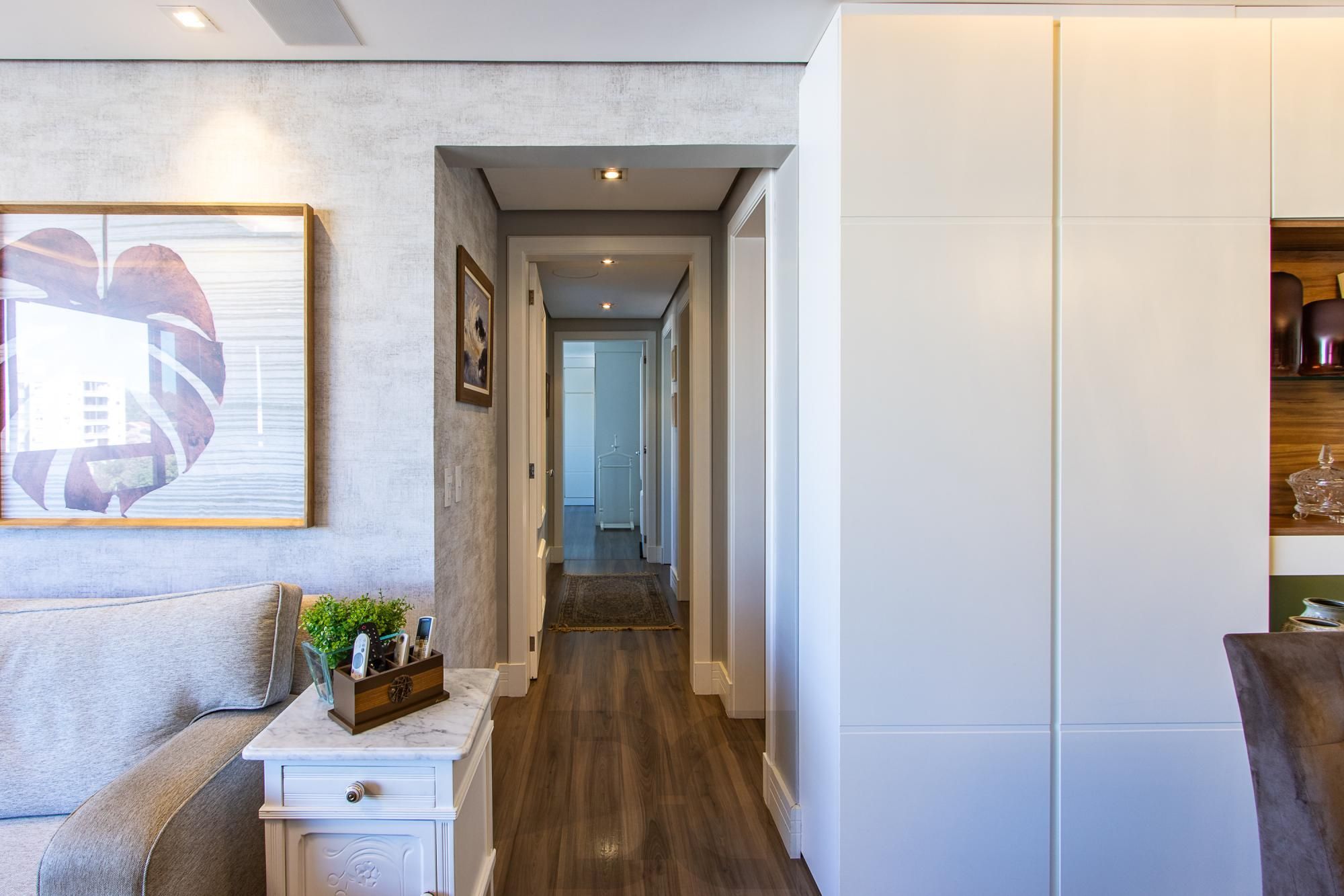 Excelente apartamento de 3 dormitórios, 1 suíte e 2 vagas no bairro Tristeza. — foto 11