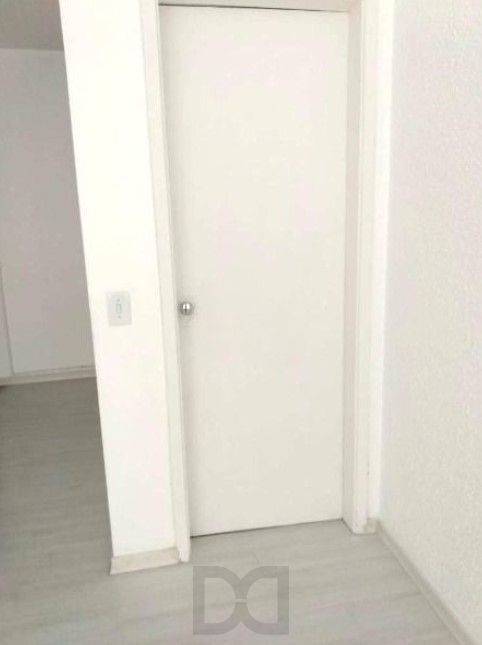 Sala desocupada c/vista p/ o Guaíba - bairro Centro — foto 6