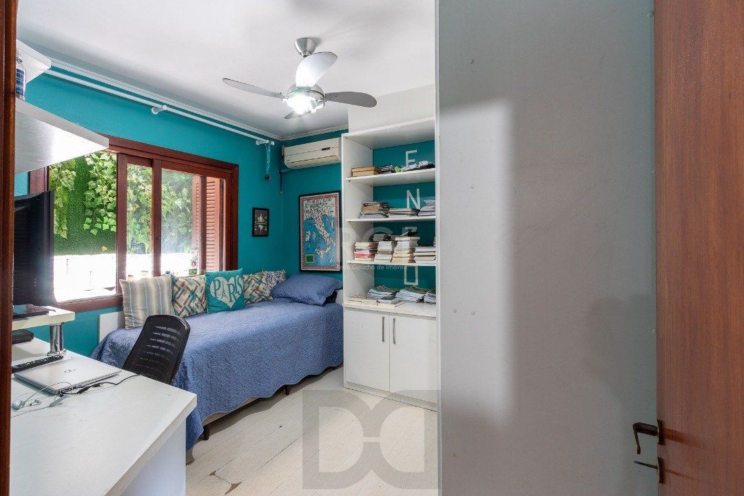 Casa para Venda com 3 dormitórios, sendo 1 suites e 4 vagas no bairro Ipanema — foto 25