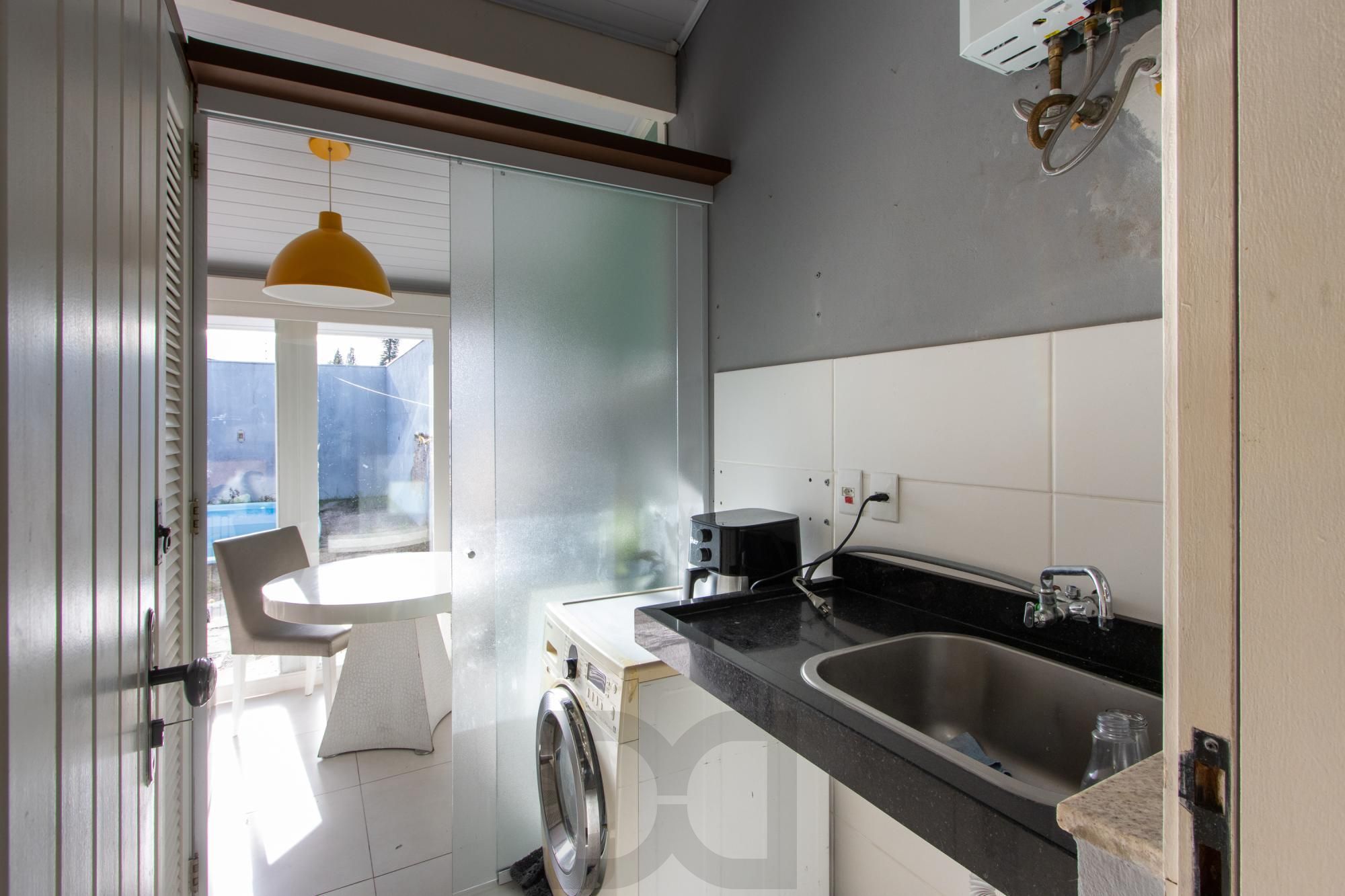 Casa sobrado, 3 quartos, 1 suite, 3 banheiros, 3 vagas em Ipanema — foto 14