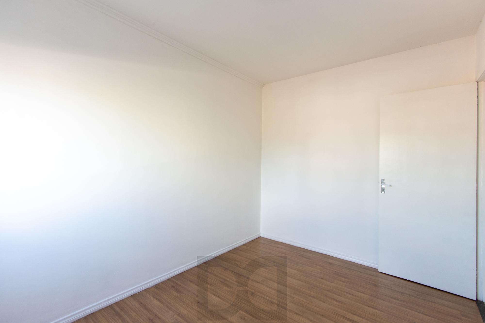 Apartamento de 02 dormitórios, banheiro social e lavabo. Vista panorâmica, cozinha ampla e área de serviço ampla. — foto 18