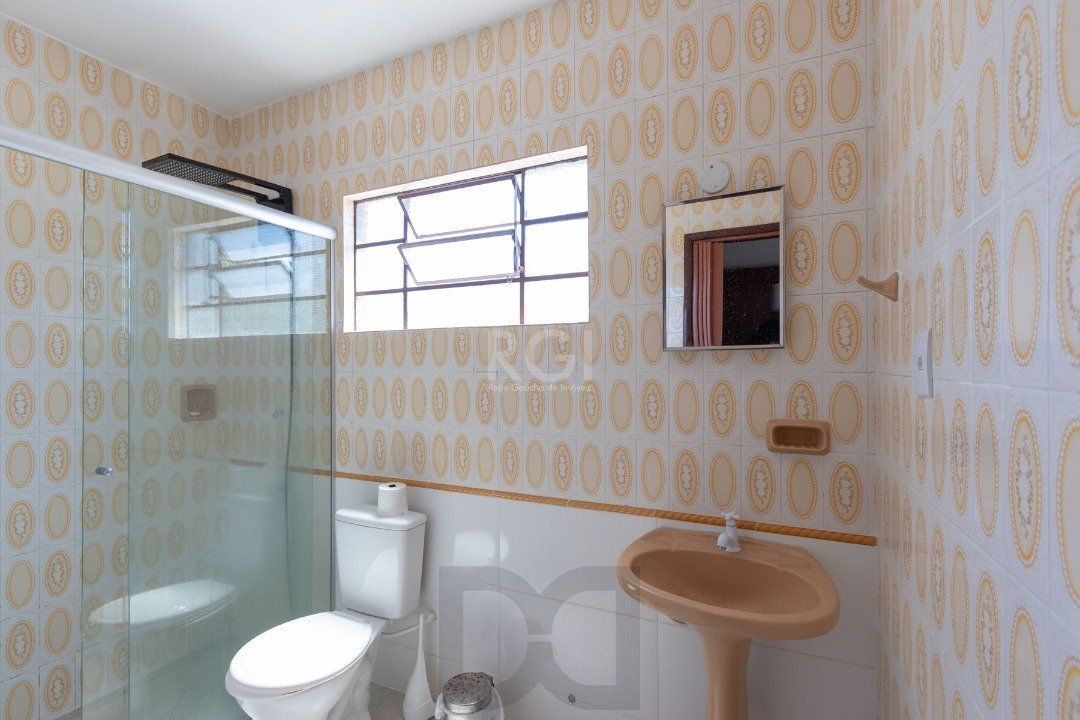 Casa para Venda - 176m², 4 dormitórios, sendo 1 suíte, 3 vagas - Espirito Santo — foto 7