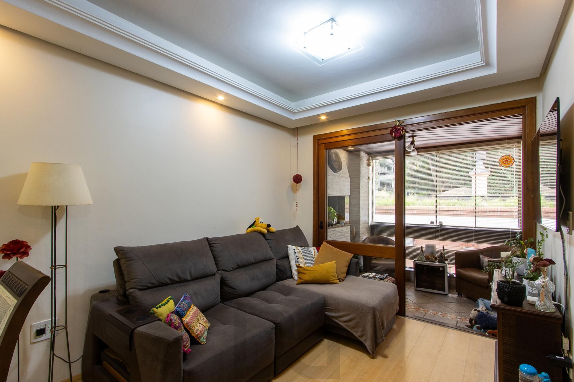 Apartamento de 3 dormitórios, 1 suíte e 3 vagas no bairro Ipanema. — foto 4