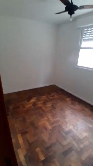 Apartamento térreo com 2 dormitórios - bairro Camaquã — foto 9
