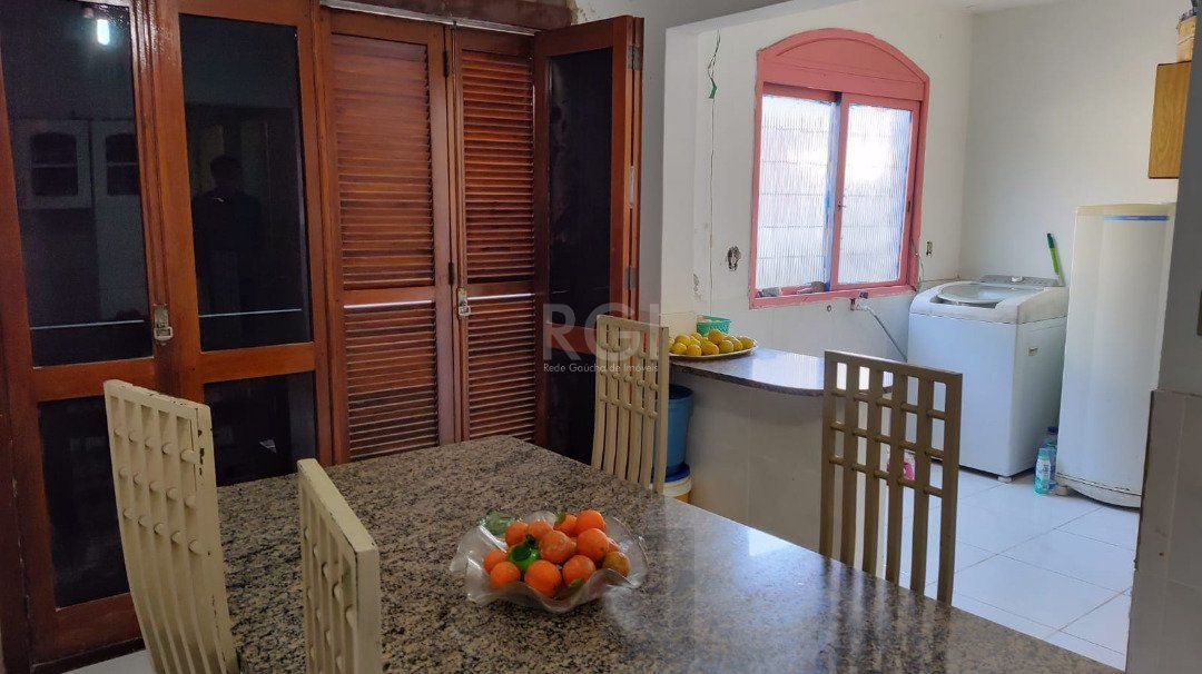 Casa para Venda - 236m², 4 dormitórios, 5 vagas - Vila São José — foto 8