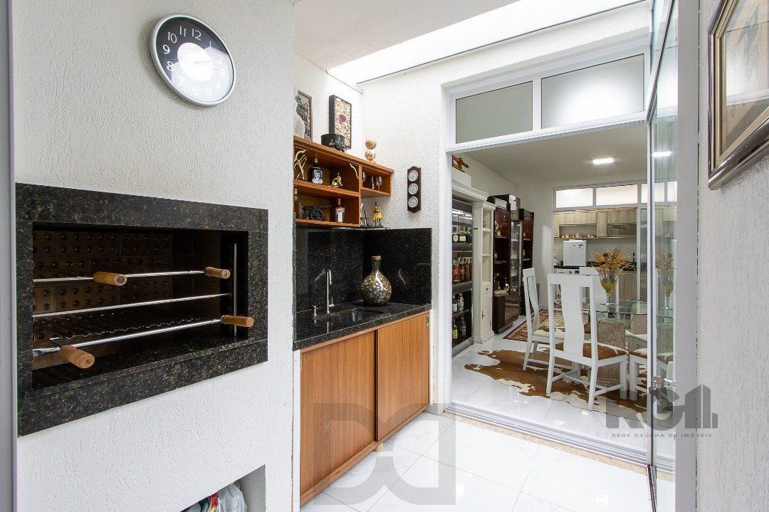 casa possui 3 suítes, 2 com closet — foto 15