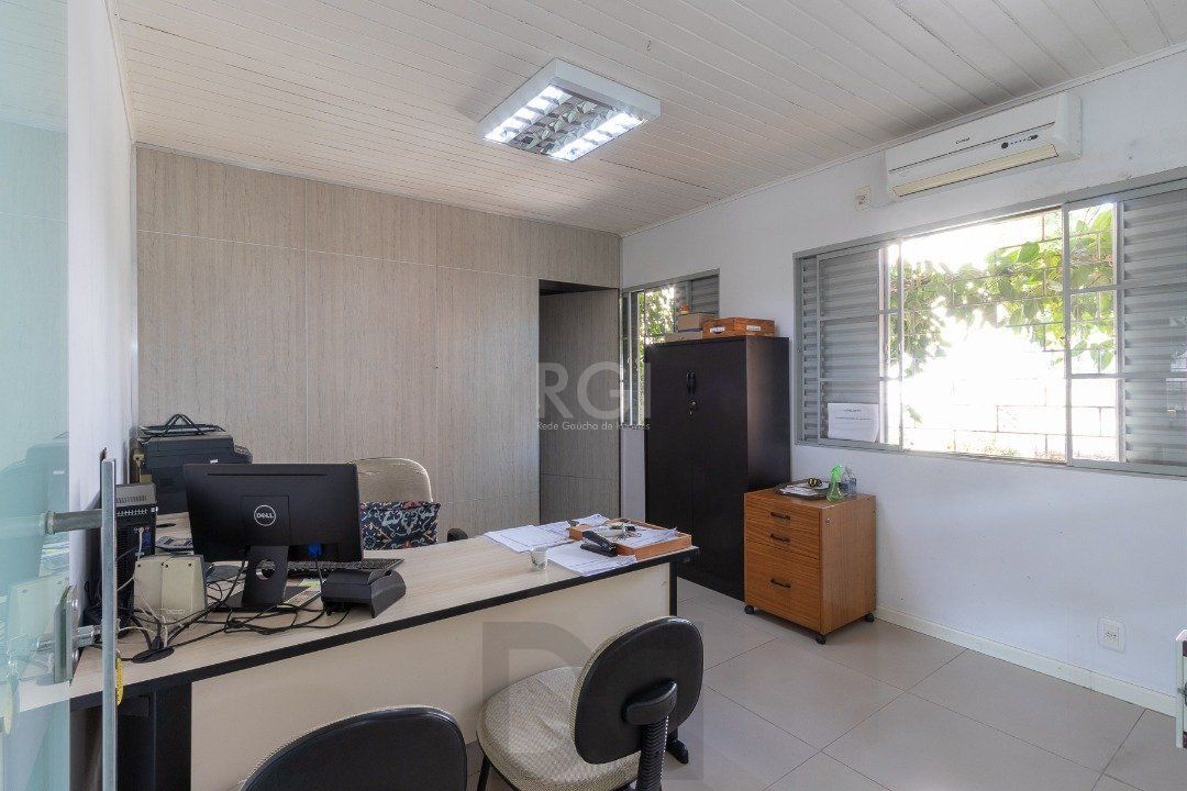 Casa para Venda - 199.62m², 5 dormitórios, 15 vagas - Tristeza — foto 4