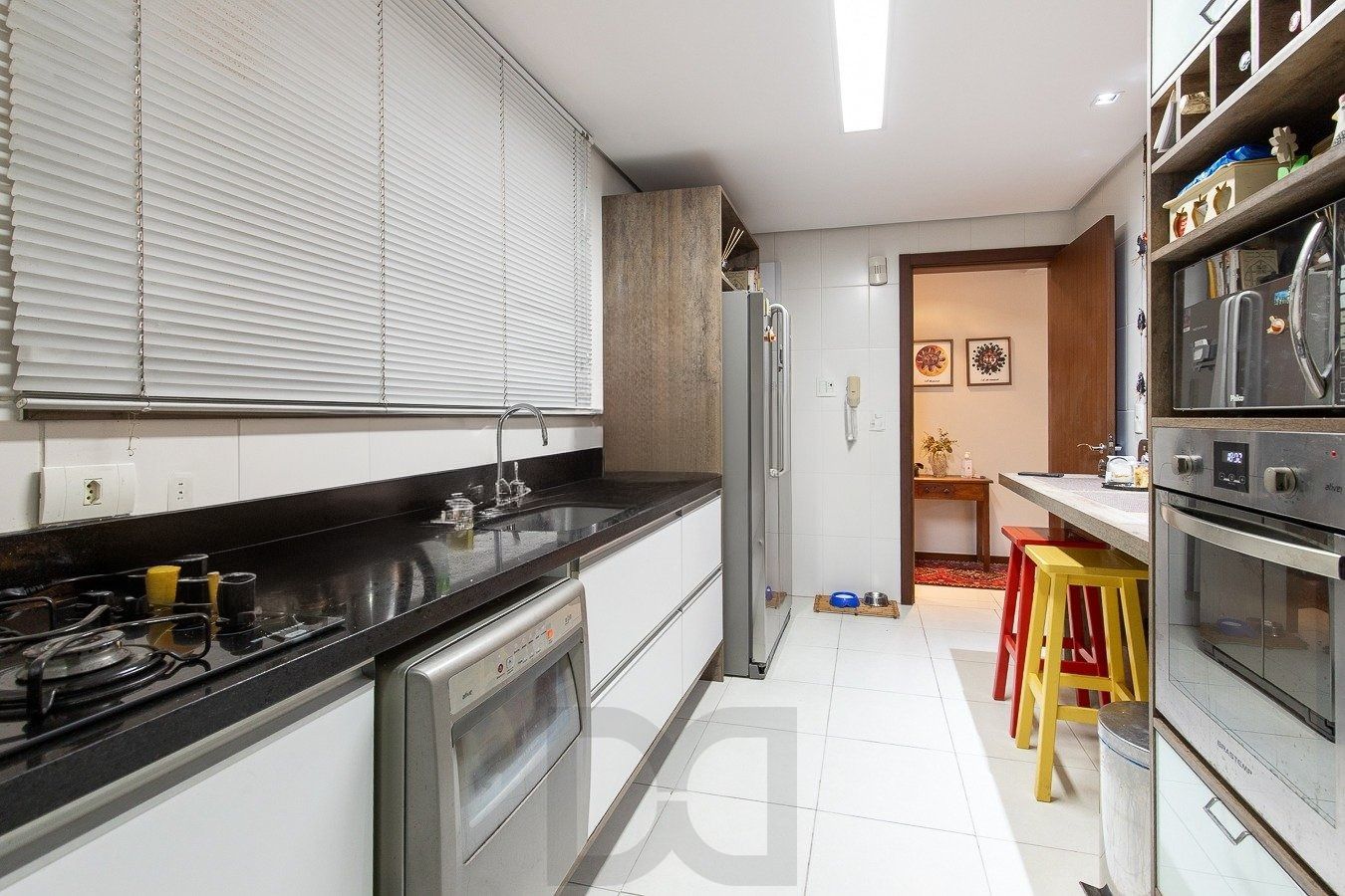 Apartamento de 3 quartos (1 suíte) e 3 vagas de garagem à venda no bairro Petrópolis — foto 7