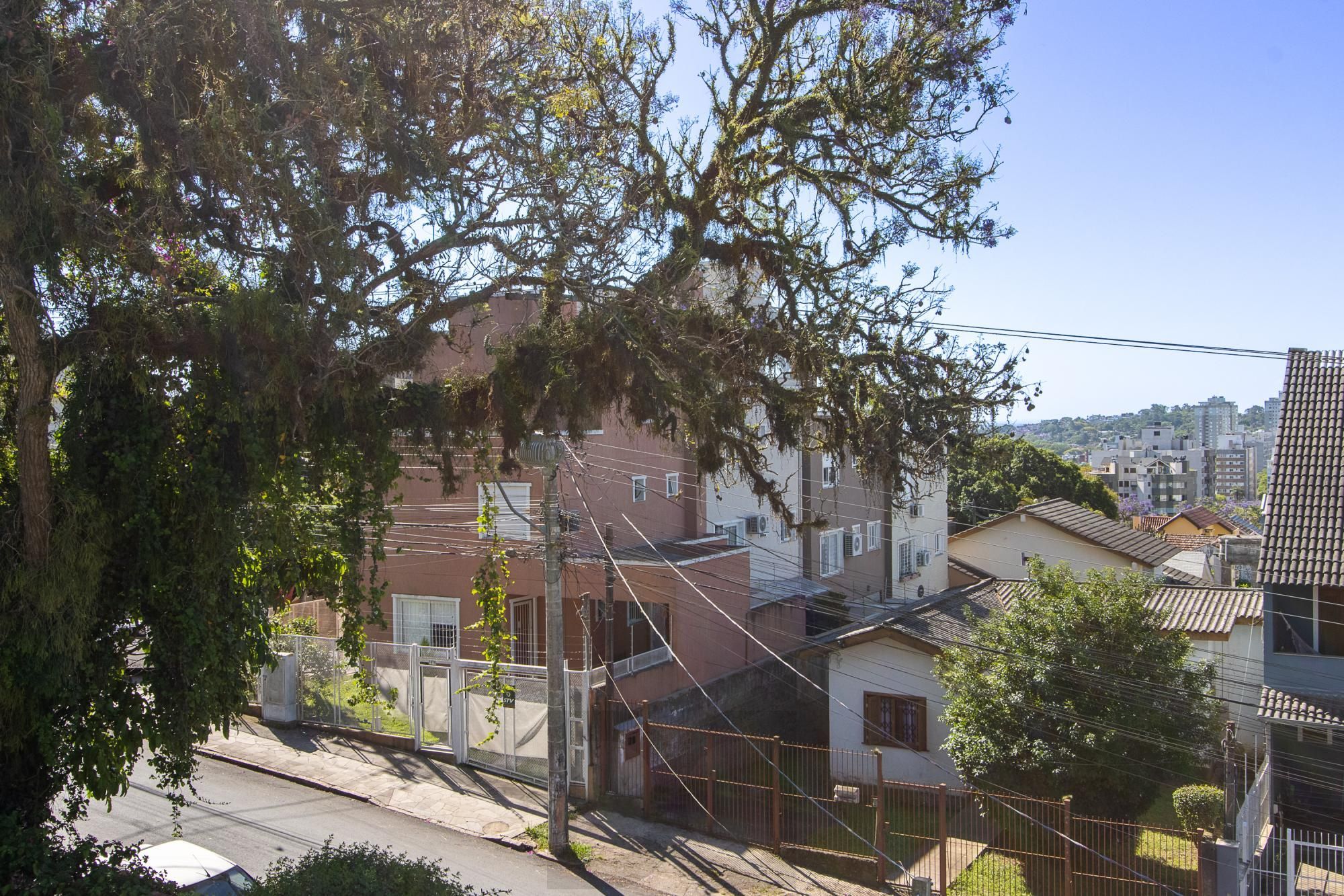 Ótima casa com 3dormitórios 1 suite no bairro Tristeza — foto 43