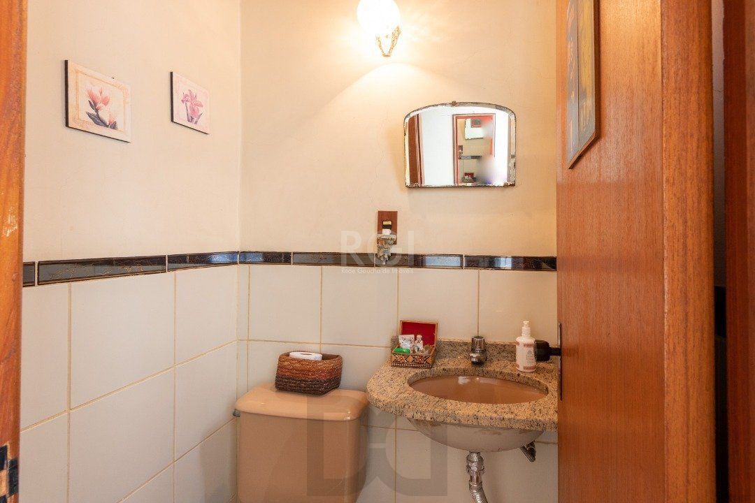 Casa para Venda - 435m², 4 dormitórios, sendo 4 suites, 4 vagas - Cristal — foto 41