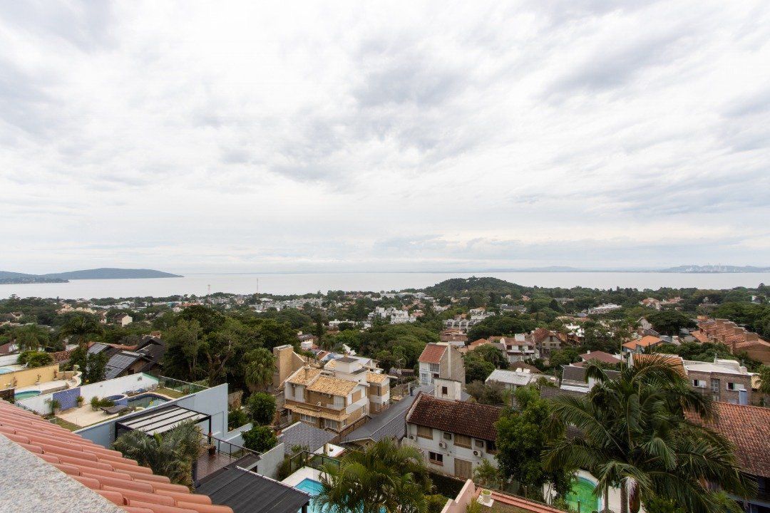 Casa para Venda com 4 dormitórios, sendo 2 suites e 4 vagas no bairro Jardim Isabel — foto 60