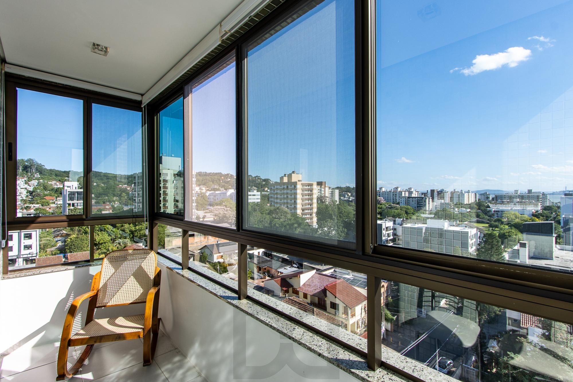 Excelente apartamento de 3 dormitórios, 1 suíte e 2 vagas no bairro Tristeza. — foto 30