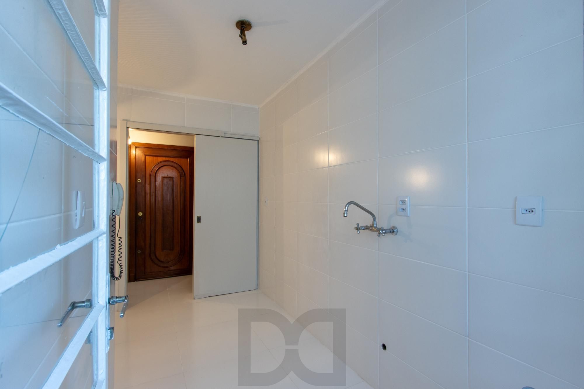 Apartamento 3 quartos, reformado, condomínio com infraestrutura - Bairro Cristal — foto 11