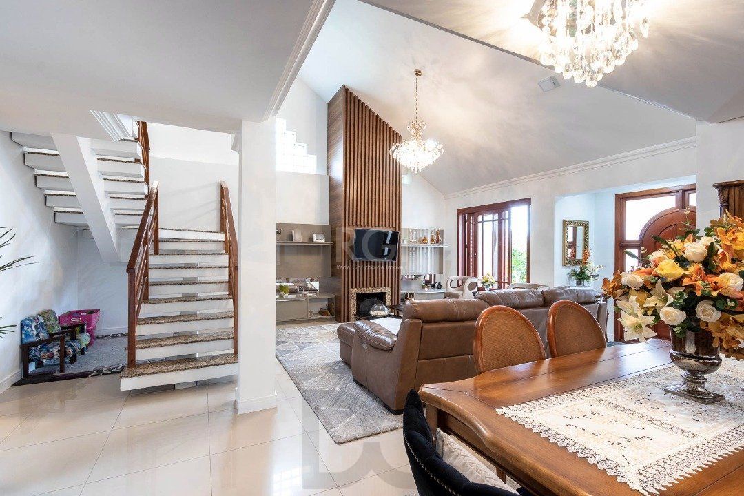 Casa para Venda - 293.76m², 3 dormitórios, sendo 1 suites, 6 vagas - Guarujá — foto 11