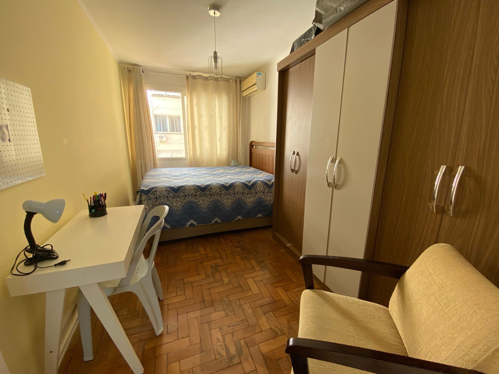 DORMITORIO