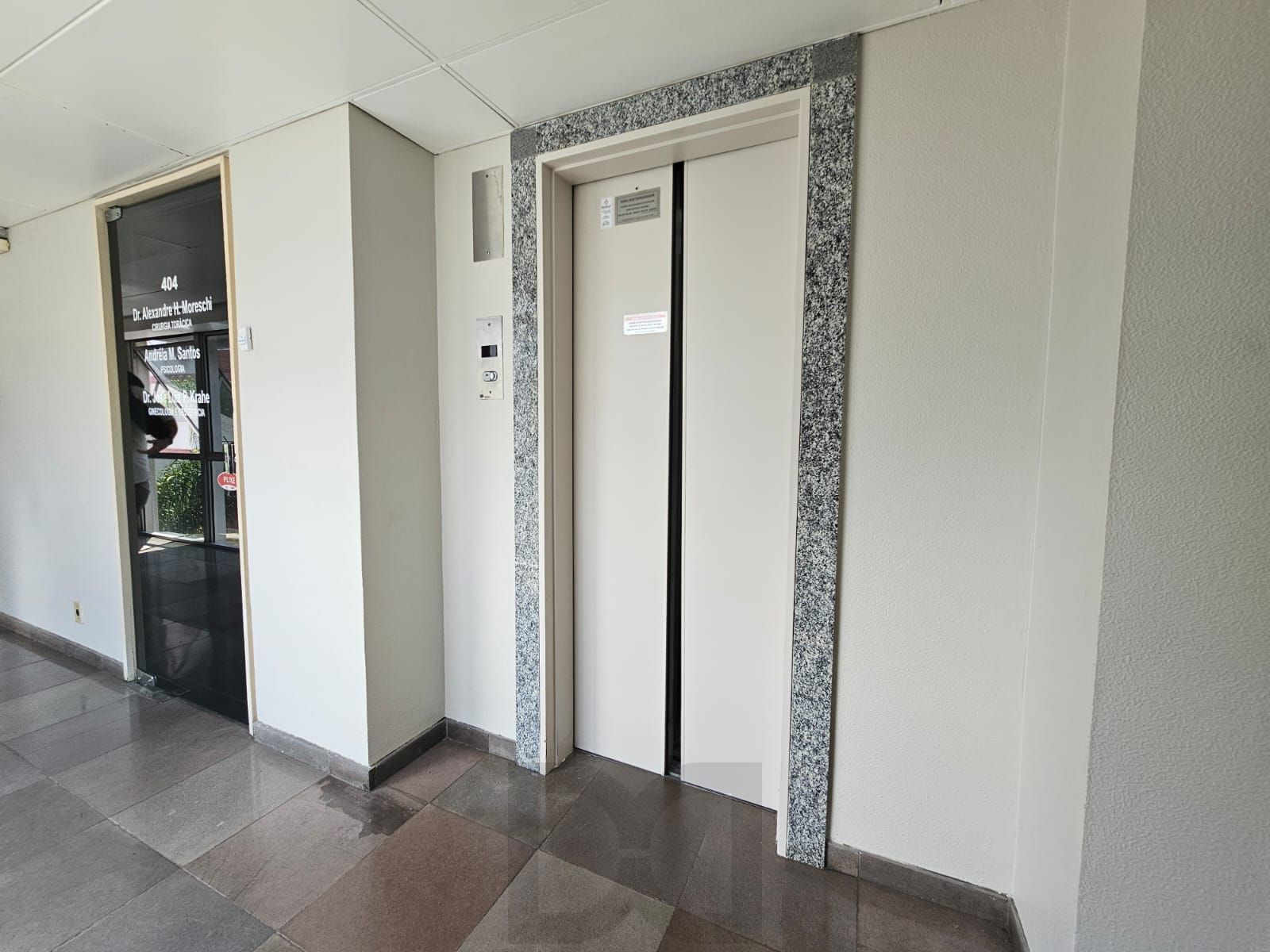 Conjunto comercial no Moinhos de Vento — foto 18