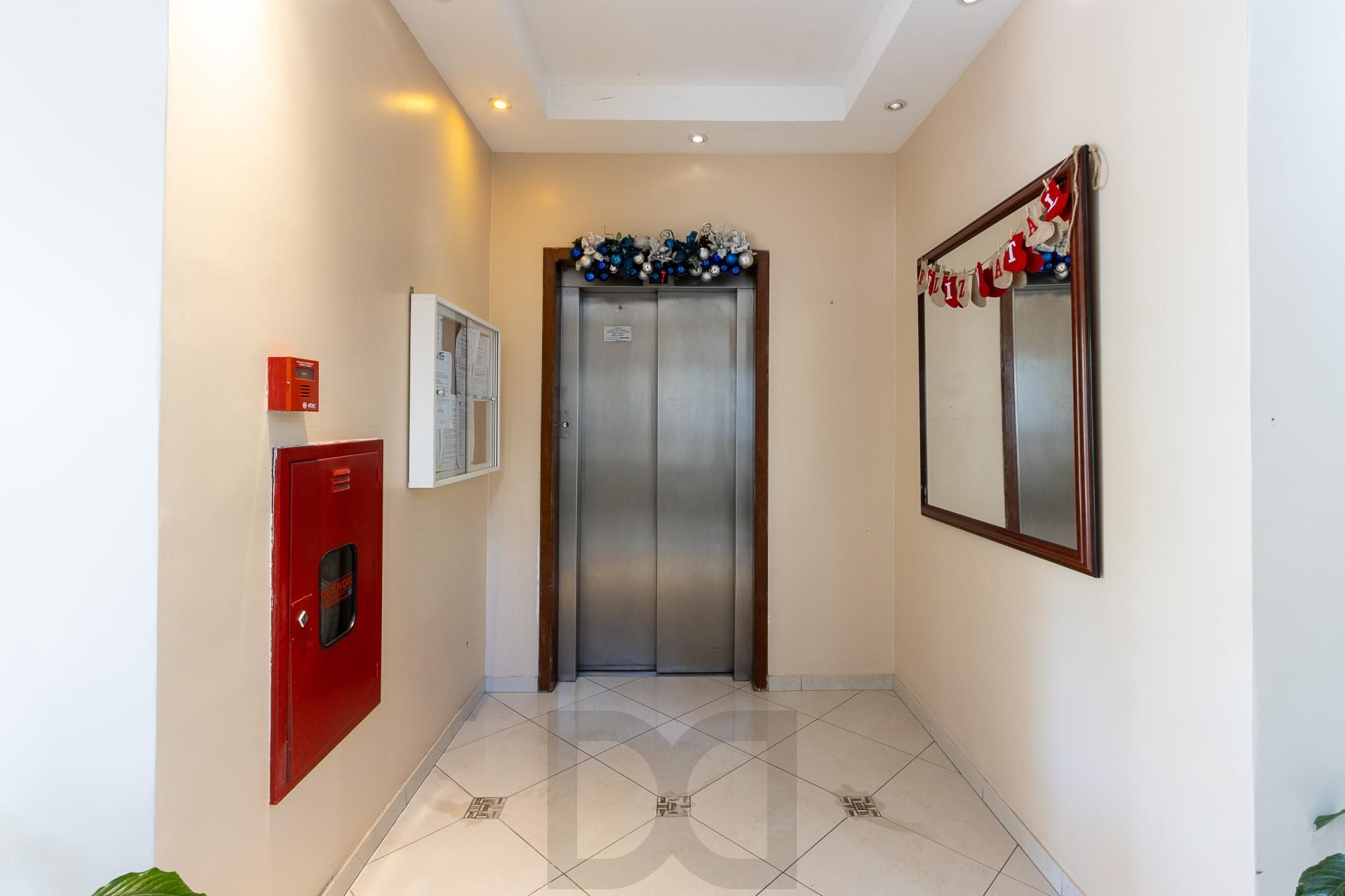 Apartamento 3 quartos, 1 vaga coberta, escriturada, condomínio com infra - Bairro Cristal — foto 34