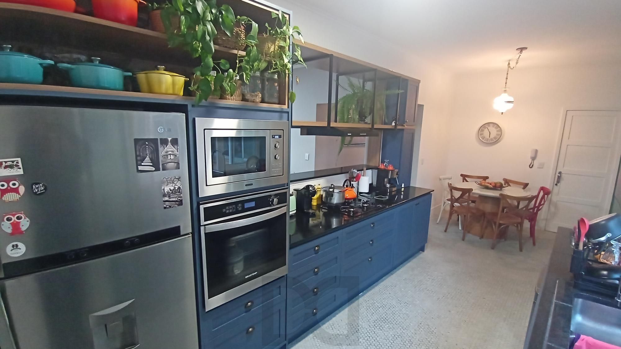 Apartamento com 4 dormitórios no Centro de Porto Alegre — foto 8