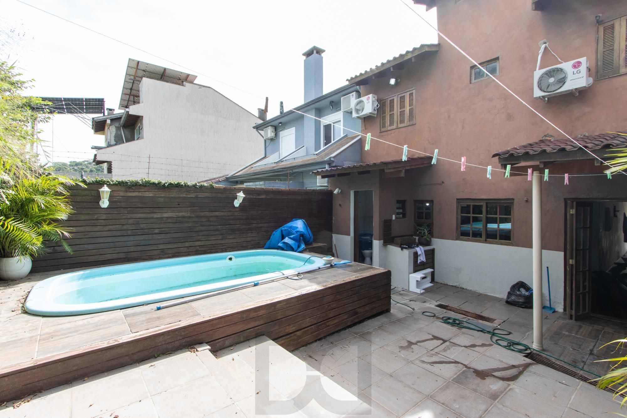 Casa/Sobrado 4 dormitórios com piscina — foto 31