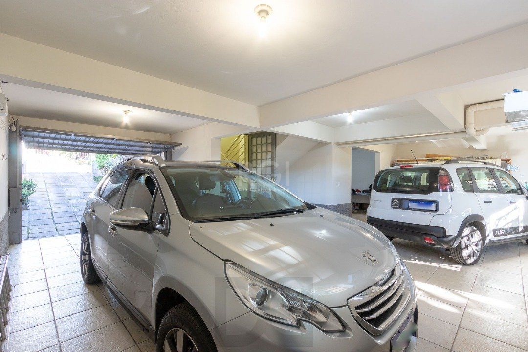 Casa para Venda - 308.25m², 3 dormitórios, sendo 1 suites, 5 vagas - Cristal — foto 33